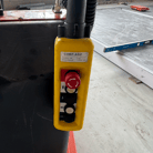 Grúa de taller monobrazo semieléctrica de 1000 kg en Londres, Reino Unido — foto 2