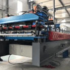 Máquina perfiladora de techo metálico trapezoidal en Hebei, China — foto 1
