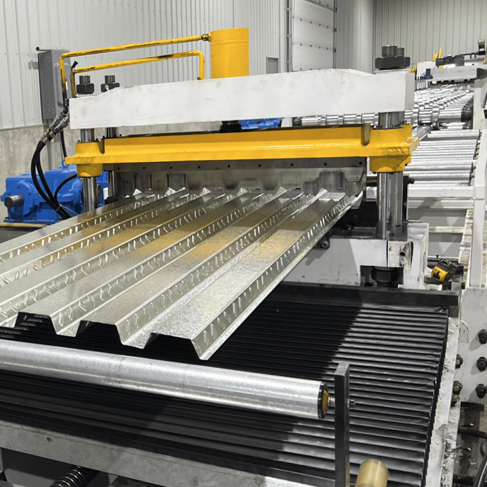 4.5" Cellular Metal Roof Deck Roll Forming Machine in Connecticut