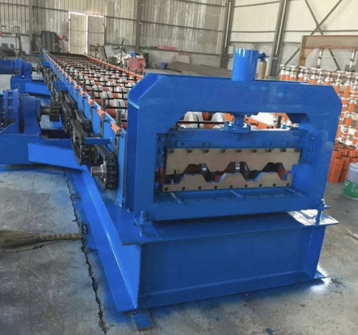 B Deck Metal Roofing Roll Forming Machine in the USA