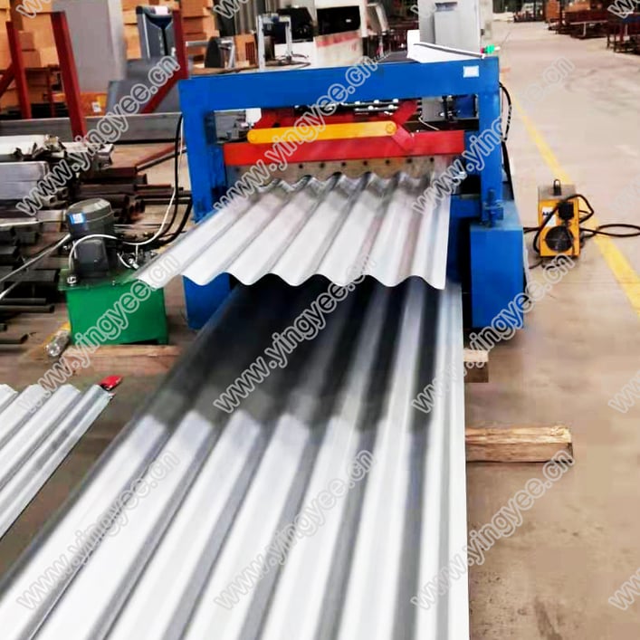 Corrugated Roof Sheet Roll Forming Machine in China