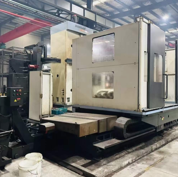 DOOSAN DB130 CNC Boring Milling Center