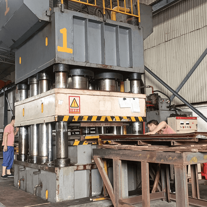 Harsle 4500t Double-Action Steel Door Embossing Machine