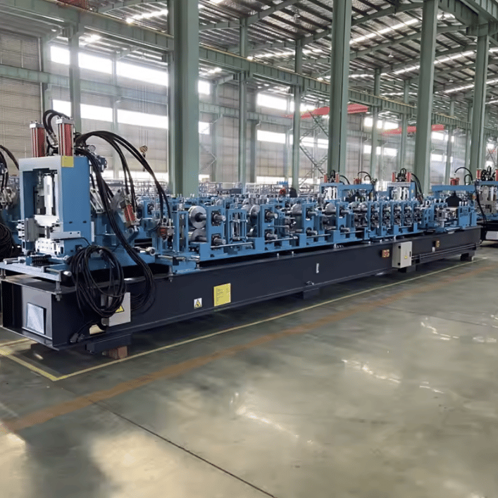 Hydraulic Post Cutting Steel Frame Purlin Roll Forming Machine in China