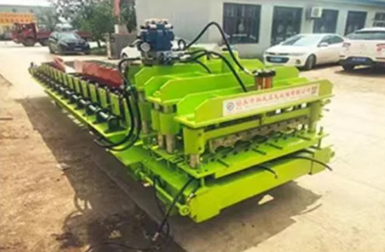 Hydraulic Roof Metal Sheet Roof Panel Roll Forming Machine in Botou City, China