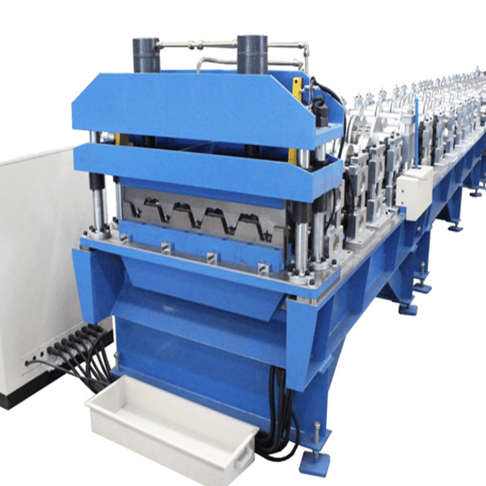 Roof Deck Roll Forming Machine in China