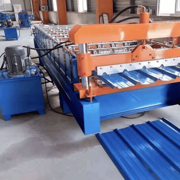 Roof Panel Roll Forming Machine in Guinea