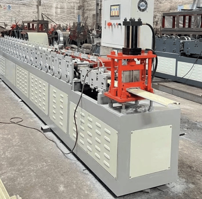 Shutter Door Roll Forming Machine in Ecuador