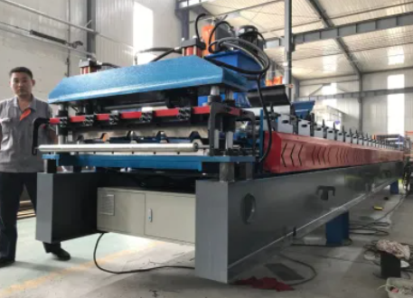Trapezoidal Metal Roof Roll Forming Machine in Hebei, China