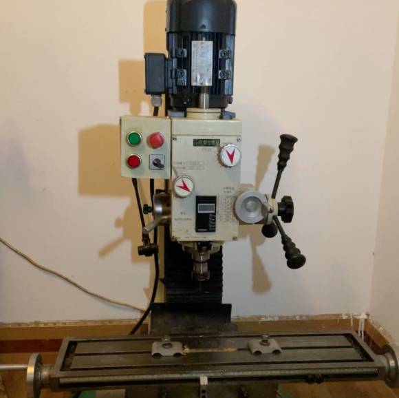 Vigert Px32 Upright Milling Machine