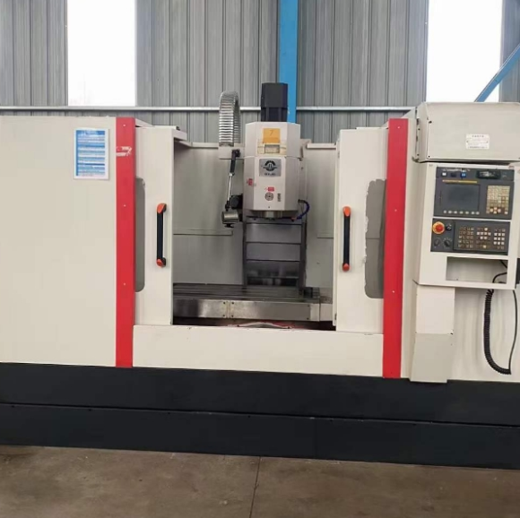 Byjc Vmc-1300 CNC Milling Center Machine