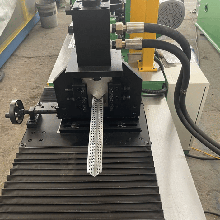 Corner Bead Roll Forming Machine in Mexico