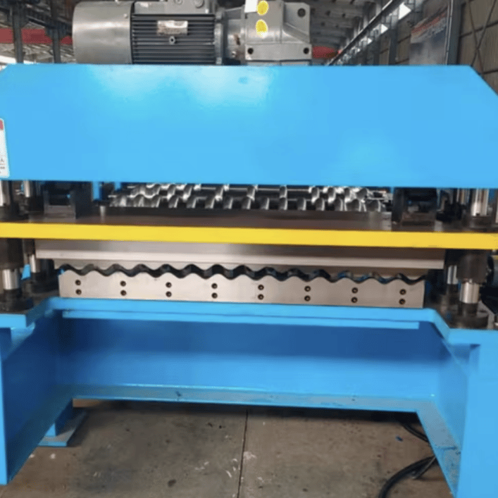 Corrugated Roll Forming Machine in Panama