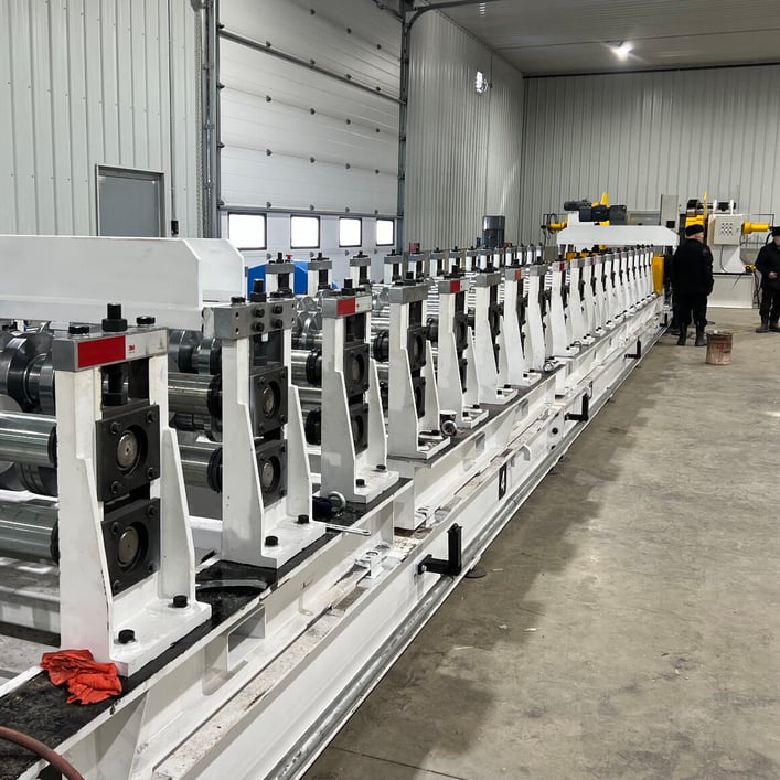 Customized Galvanized Steel Decking Sheet Roll Forming Machine in the USA