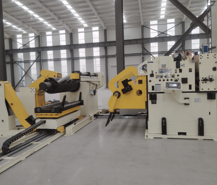 Metal Coil Handling Feed Line in Canada