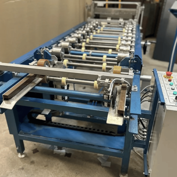 Snap Lock Roofing Roll Forming Machine in Sweden