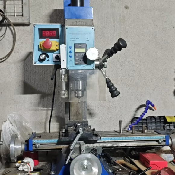 Vigert Hmt-Bf16 Vertical Knee Mill