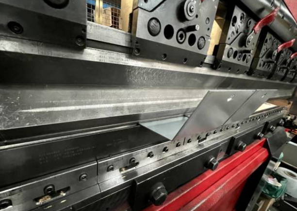 What is the Difference Between Roll Forming and Stamping?