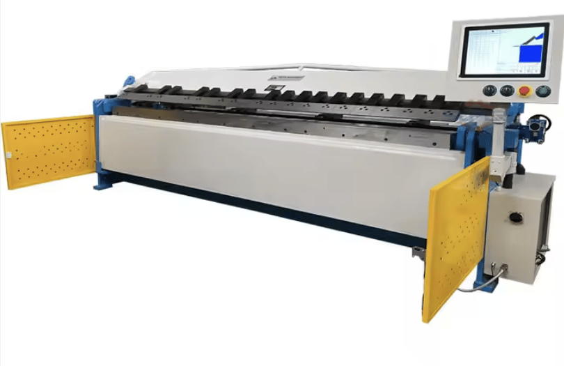 آلة CNC هيدروليكية بطول 2500mm لطي حواف الصناديق والأحواض المعدنية آليًا في الصين