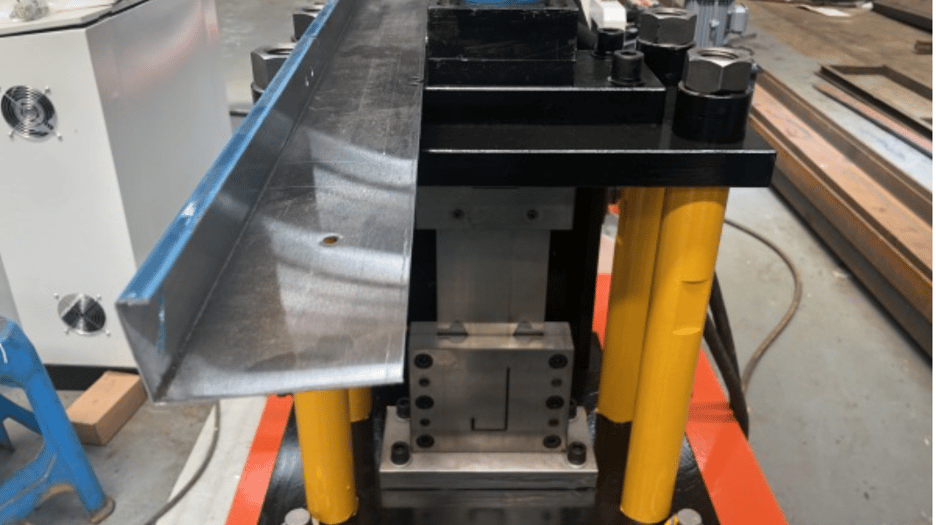 Metal Siding Trim J Channel Roll Forming Machine in Wuxi, China