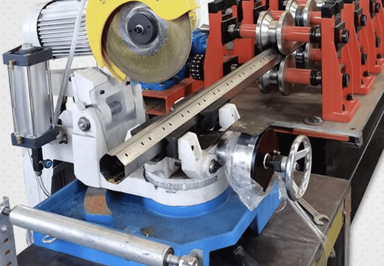 Octagonal Pipe Roll Forming Machine in Eritrea