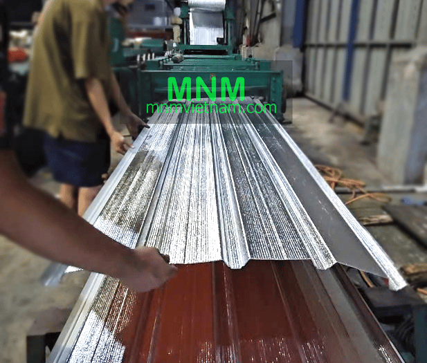 PE Foam Insulated Roof Sheet Roll Forming Machine | MNM, Binh Duong, Vietnam