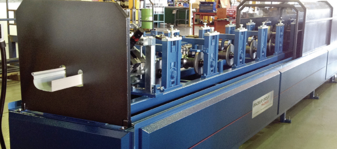 Quad Gutter Machine in Kansas, USA