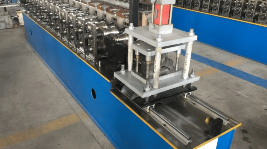 Máquina perfiladora de sofito en Texas, EE. UU.