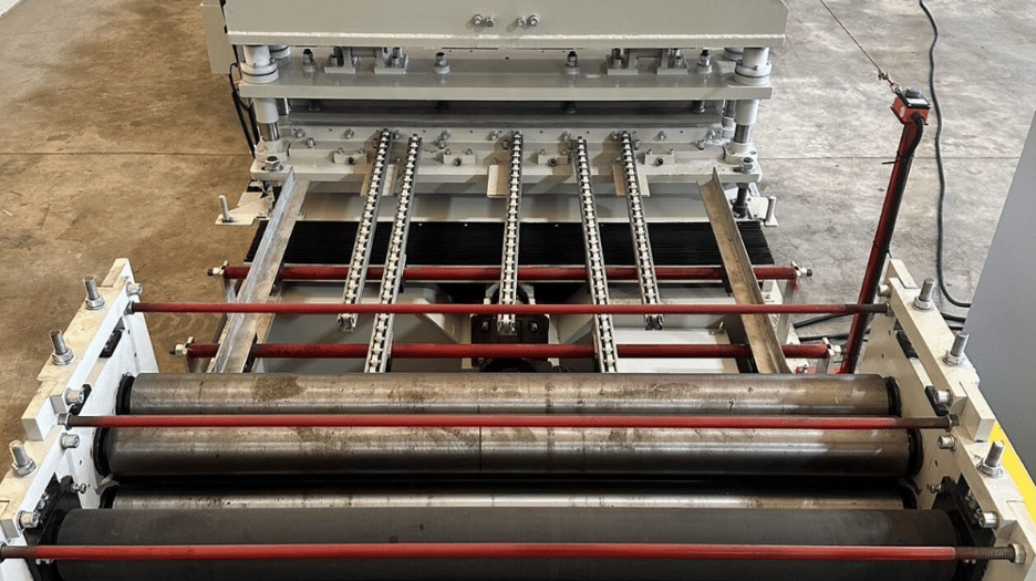 آلة التشكيل بالدرفلة للألواح الفولاذية الأرضية (Steel Decking) – أريزونا