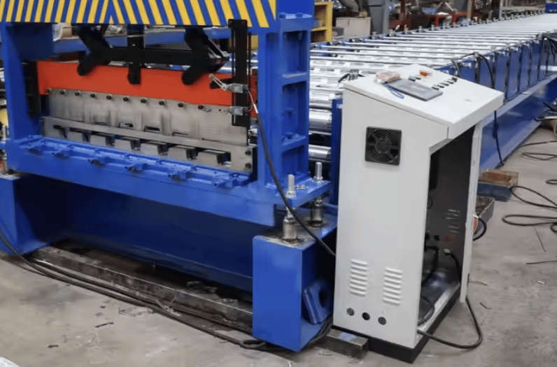 Máquina perfiladora de losacero de acero - Emiratos Árabes Unidos