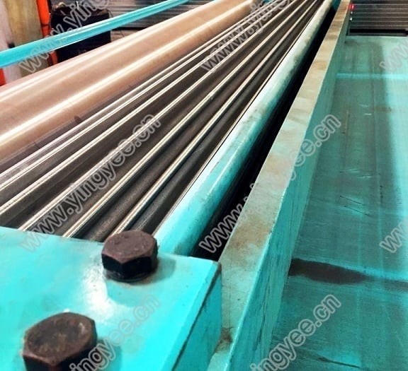 Transverse Thin Barrel Corrugated Sheet Machine in China