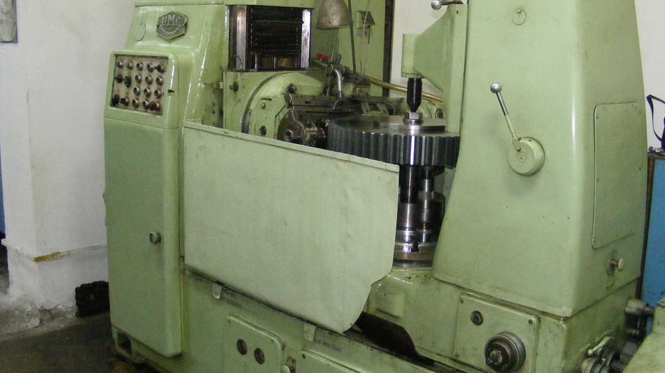 Used Cugir FD500 Gear Hobbing Machine | A.K. Machine Traders, Navi Mumbai, India