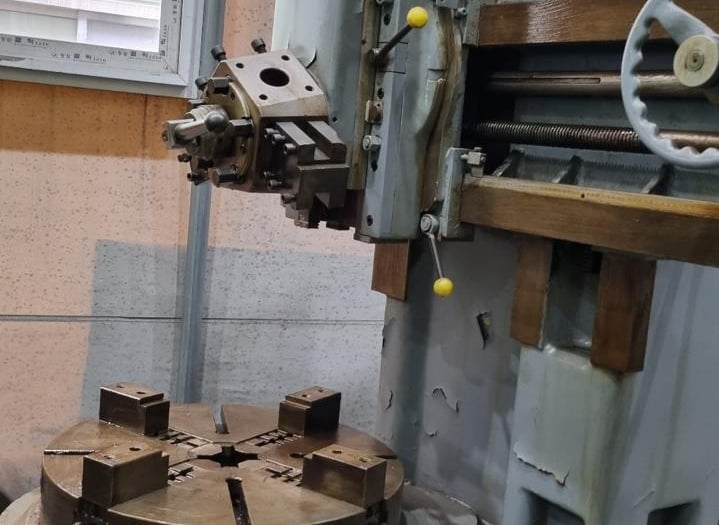 Used O-M VTL-7 Vertical Turret Lathe | A.K. Machine Traders, Navi Mumbai, India