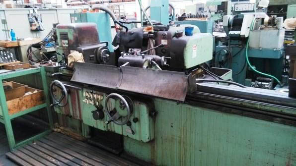 Used TOS BUA 31/2000 Cylindrical Grinding Machine | A.K. Machine Traders, Navi Mumbai, India
