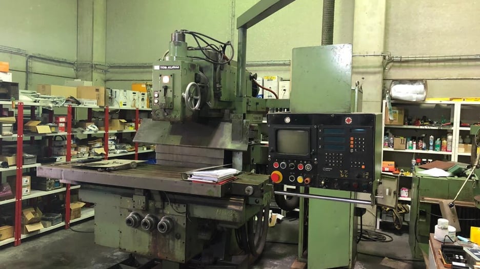Used TOS FGS 50 Universal Milling Machine | A.K. Machine Traders, Navi Mumbai, India