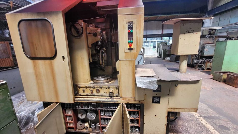 Used ZSTZ 315 C3 Gear Grinder | A.K. Machine Traders, Navi Mumbai, India