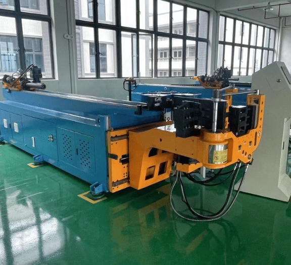 آلة ثني الأنابيب الأوتوماتيكية WEIBO DW-219CNC