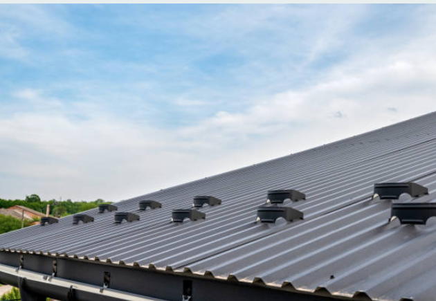 Choosing the Right Roll Forming Machine for Roofing Contractors