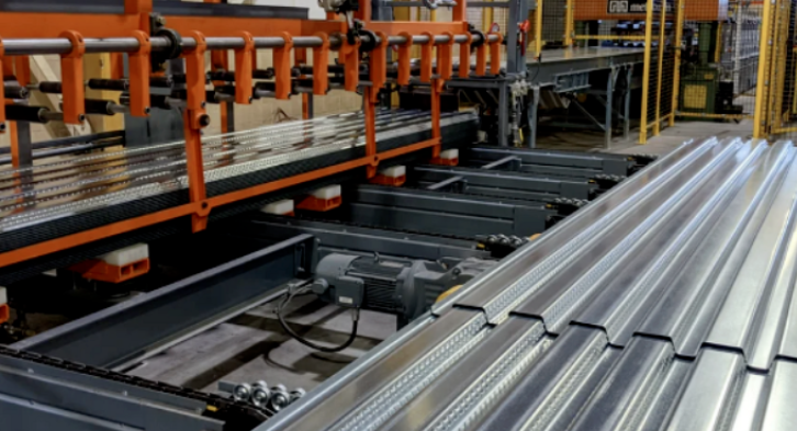 Why Steel Erectors Should Invest in Metal Deck Roll Forming Machines