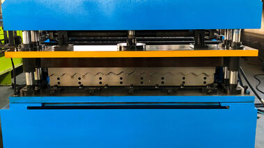 15m/min Corrugated Roof Sheet Roll Forming Machine In China