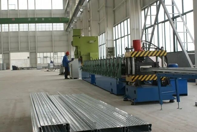 Automatic Cable Tray Cold Roll Forming Machine In China