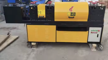 Automatic Scaffolding Tube Pipe Rust Removing, Painting Straightener in China