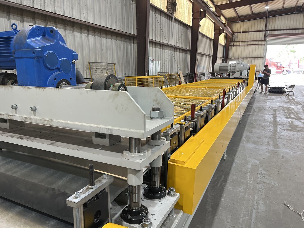 B Cellular Deck Roll Forming Machine In The USA