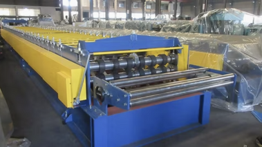 Corrugated steel decking roll forming machine in the USA