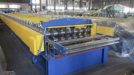 Corrugated steel decking roll forming machine in the USA