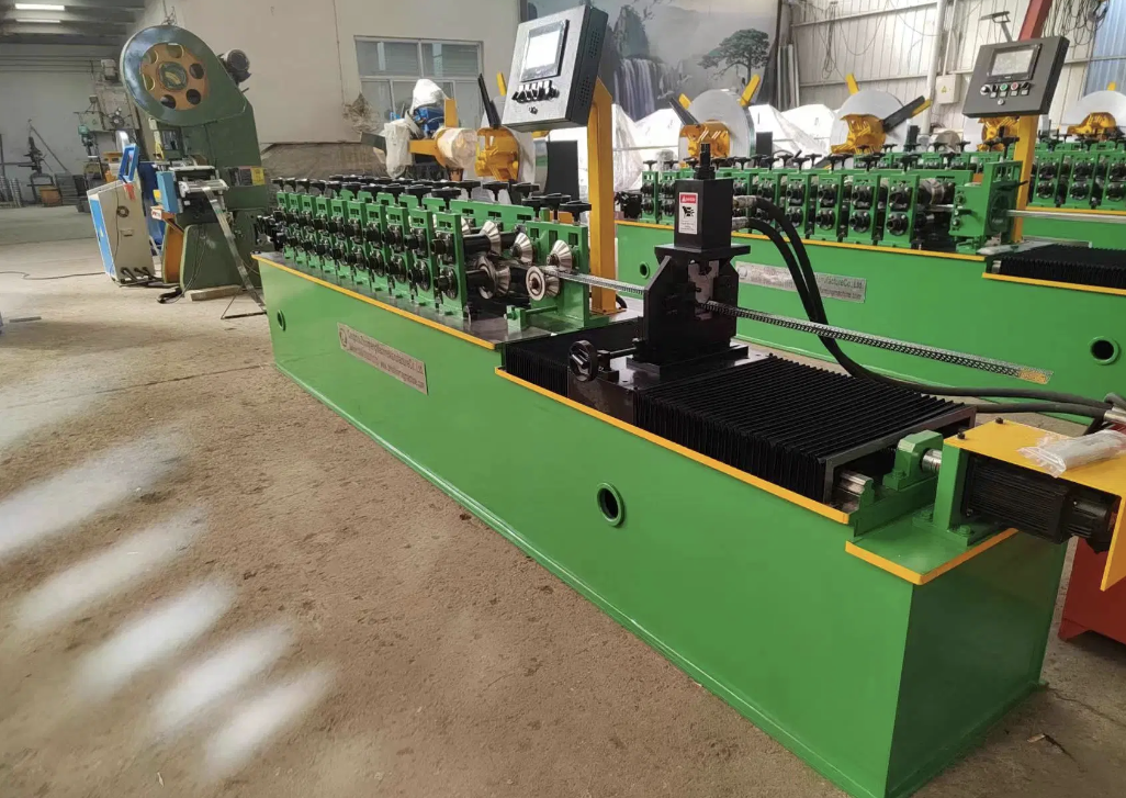 Drywall roll forming machine in Brazil