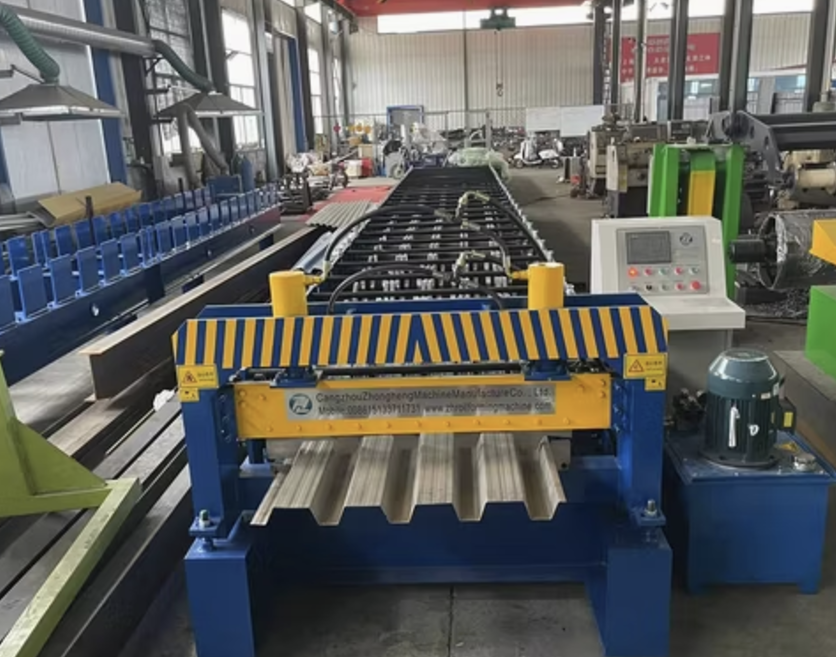 Floor decking roll forming machine in the USA