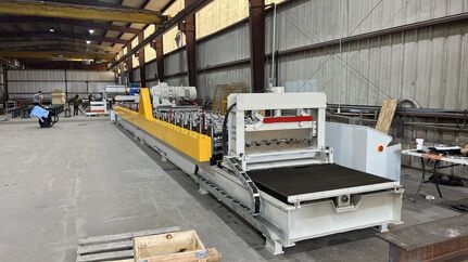 Galvanised B-Deck Interlock Roof and Floor Deck Roll Forming Machine In The USA