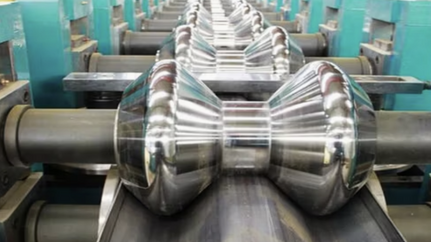 Guardrail roll forming machine in Hong Kong