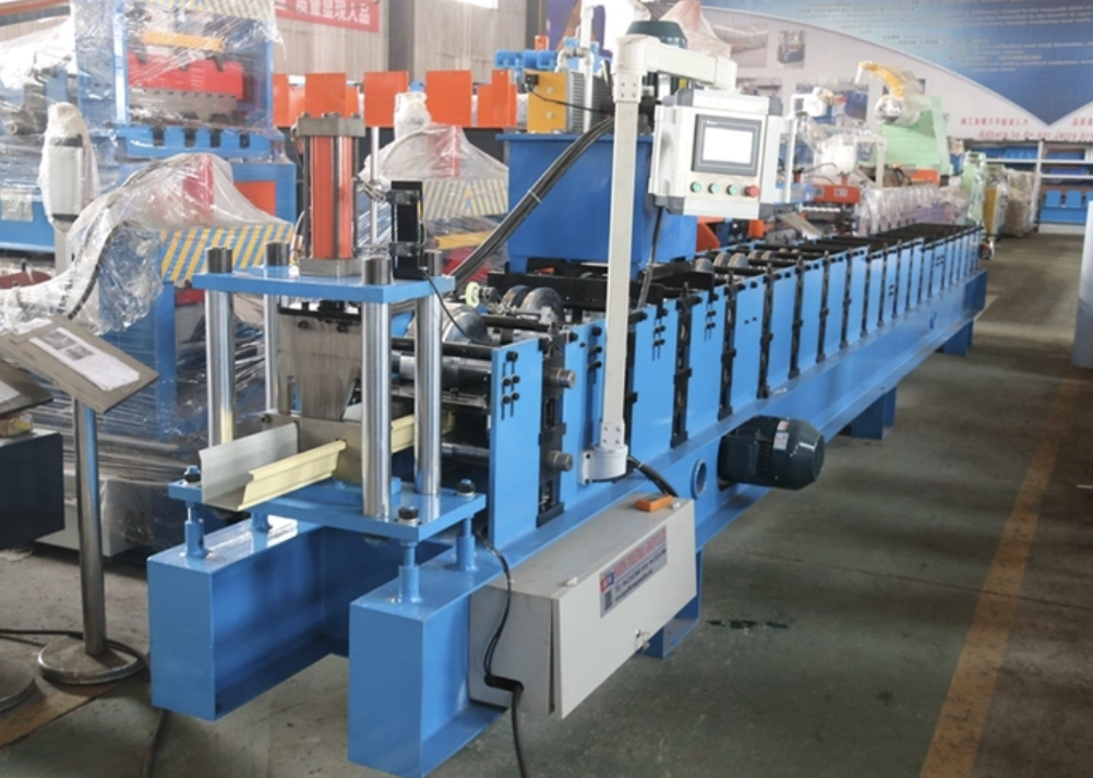 Gutter roll forming machine in The Bahamas